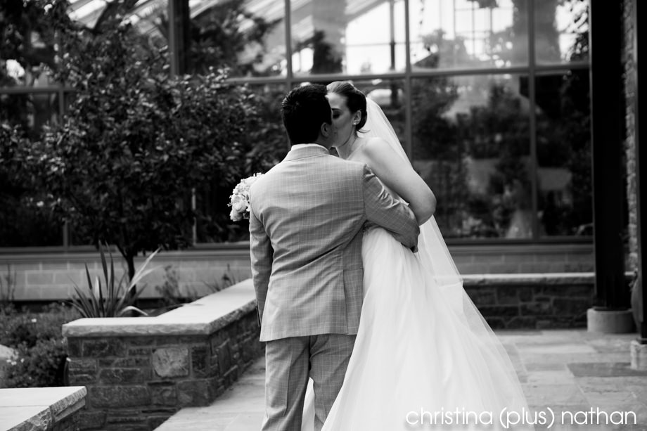 Calgary-Zoo-Wedding-photography-9